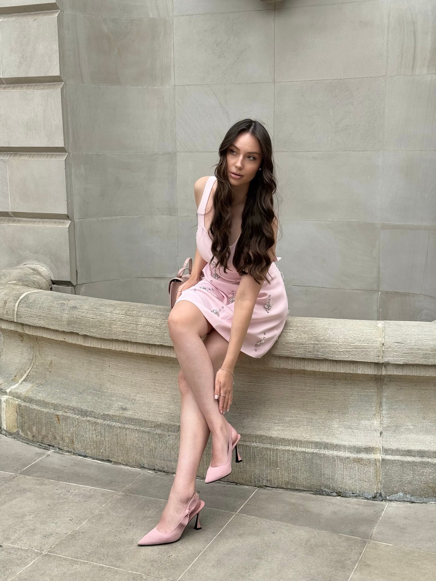 Bella Barnett — pink crystal dress, frame 1