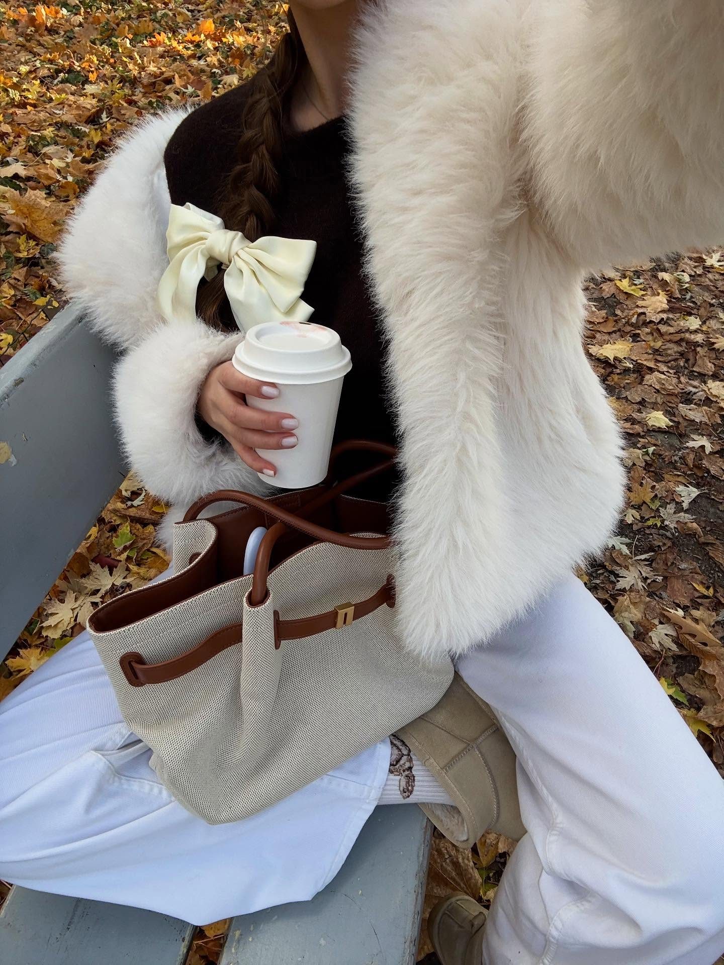 JW PEI — canvas and leather tote, autumn park, frame 3