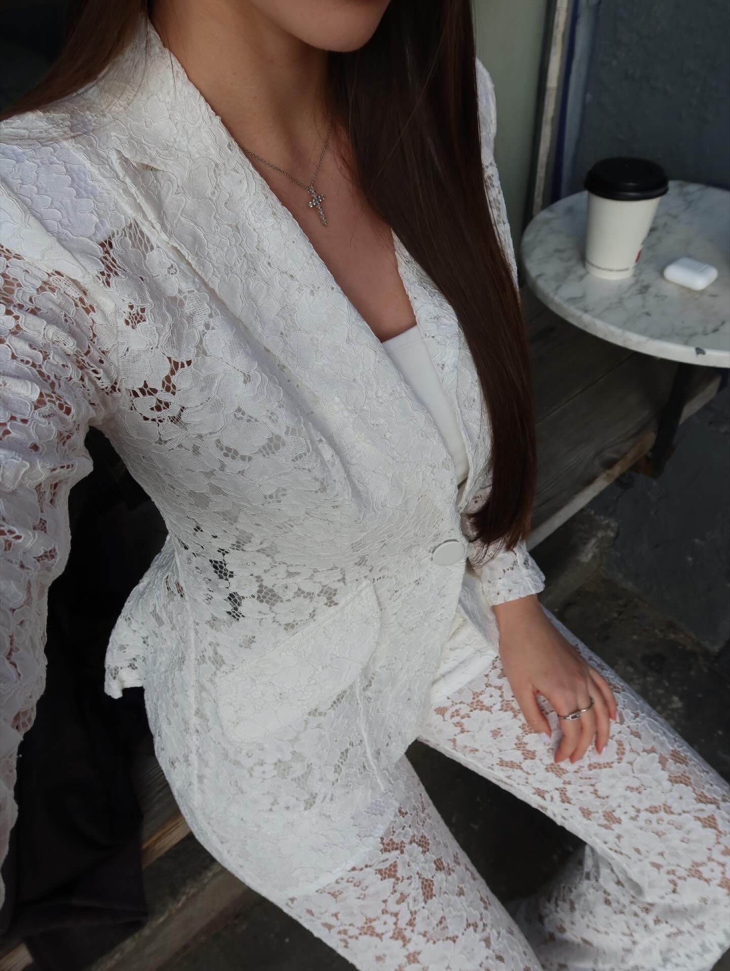Innovare Denim — white lace suit, frame 4